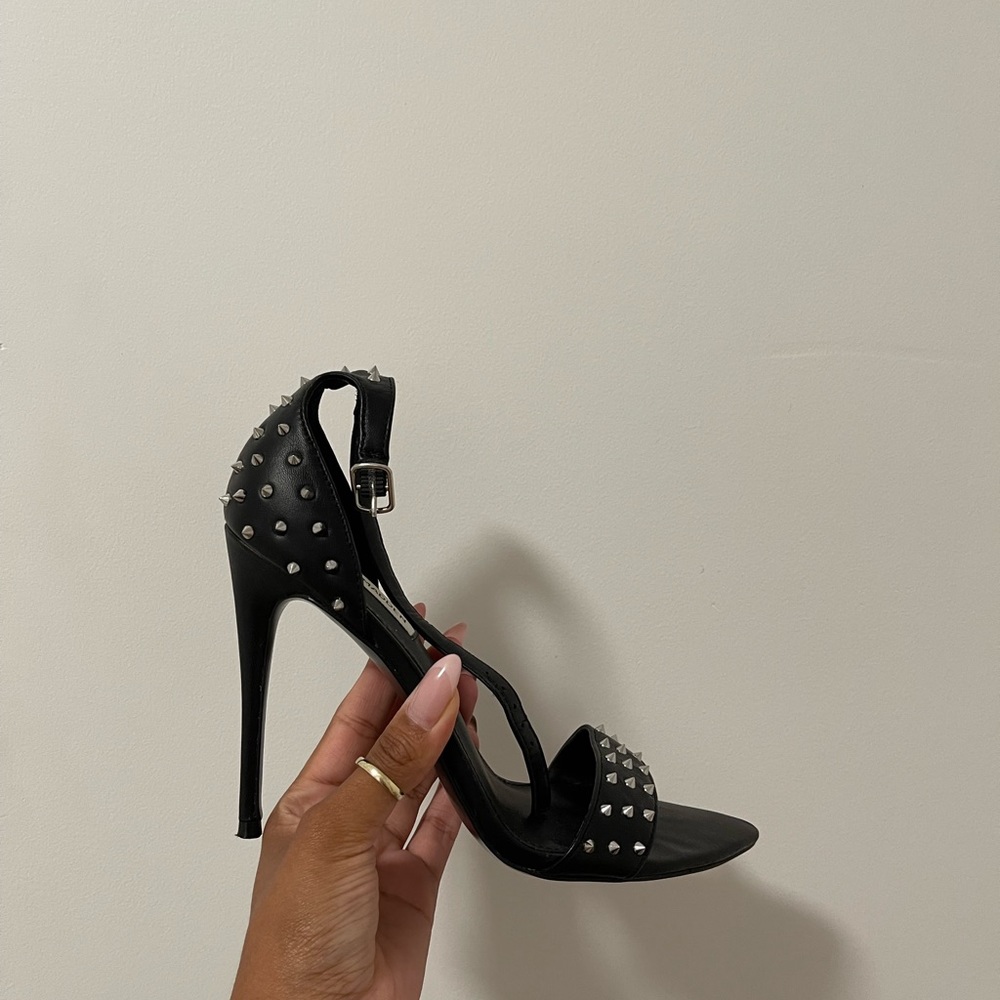 Steve Madden Heels - Black